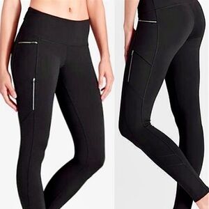 Like new Athleta Sly Drifter Moto Style 4 Zipper Pocket Leggings Black S